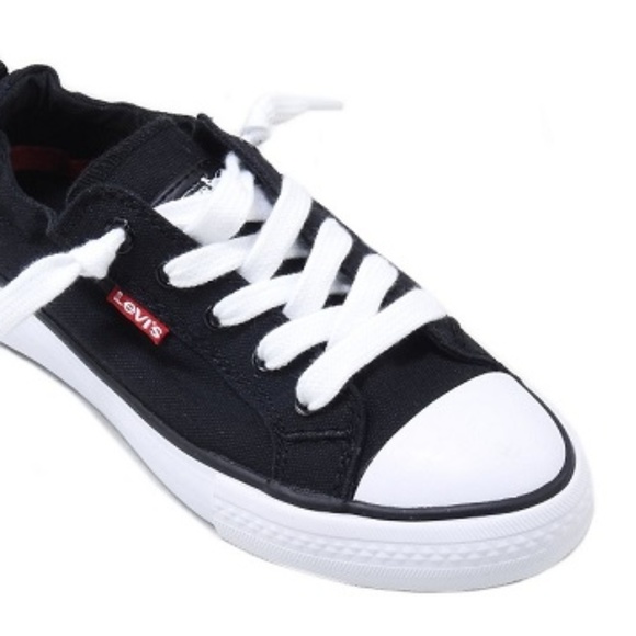 levis ladies slip on shoes